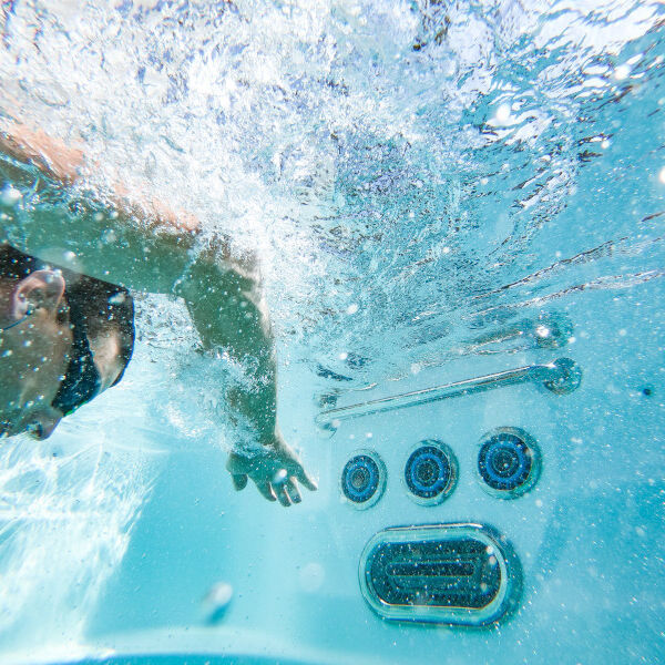 EP Swim Cross 2020 X500 Alpine White Gray Go Pro Underwater 147