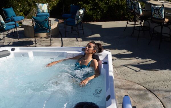 Hot Spring jacuzzi — Hot Spring Spa kopen bij GLOW Kortrijk