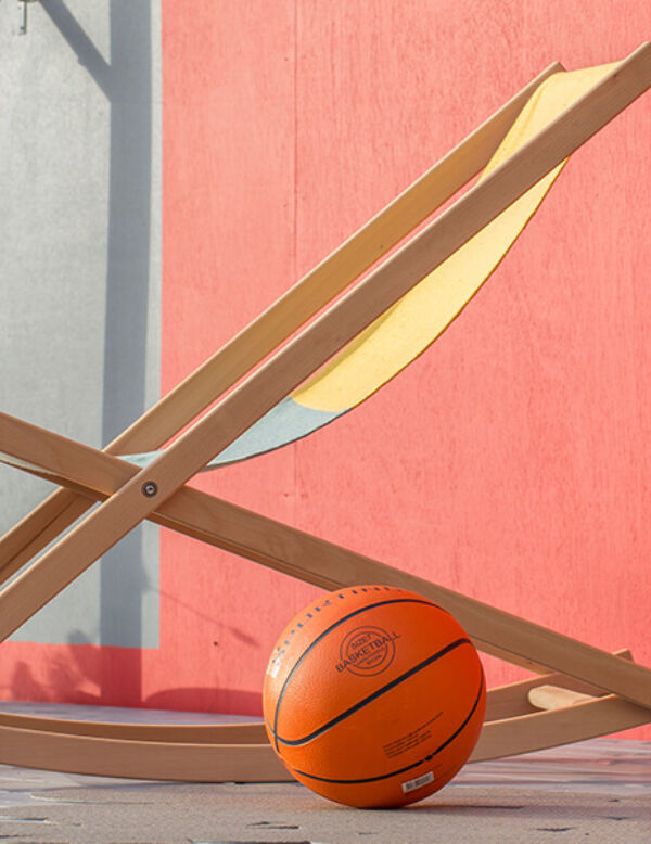 Weltevree beach rocker blue red baseball