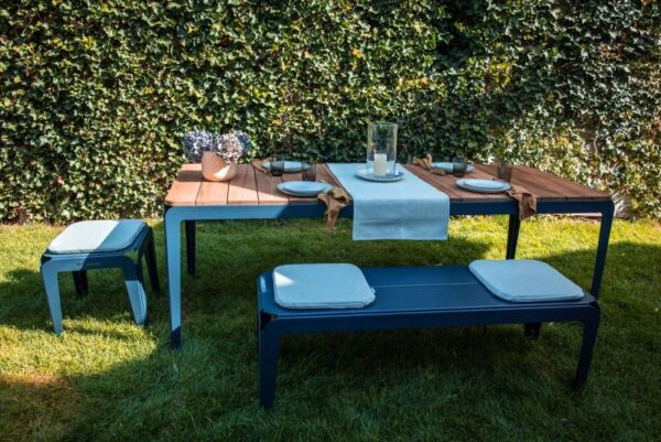 Weltevree bended table wood dining outside blue 800x800