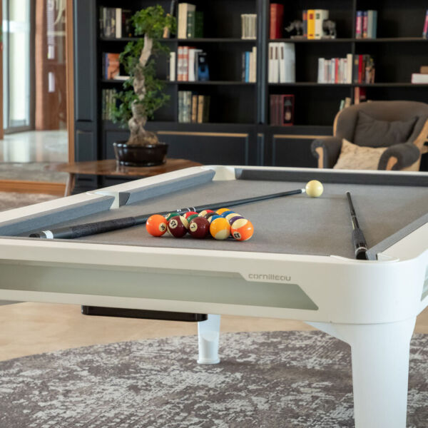 Cornilleau pooltable hyphen outdoor white light grey in situ 104